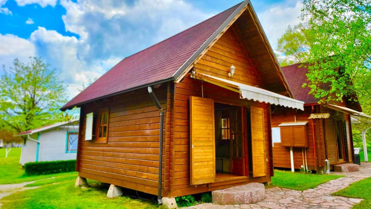Una Kamp Hotel Bosanska Krupa Exterior foto